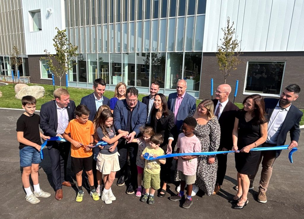 Ecole de lAigle Inauguration